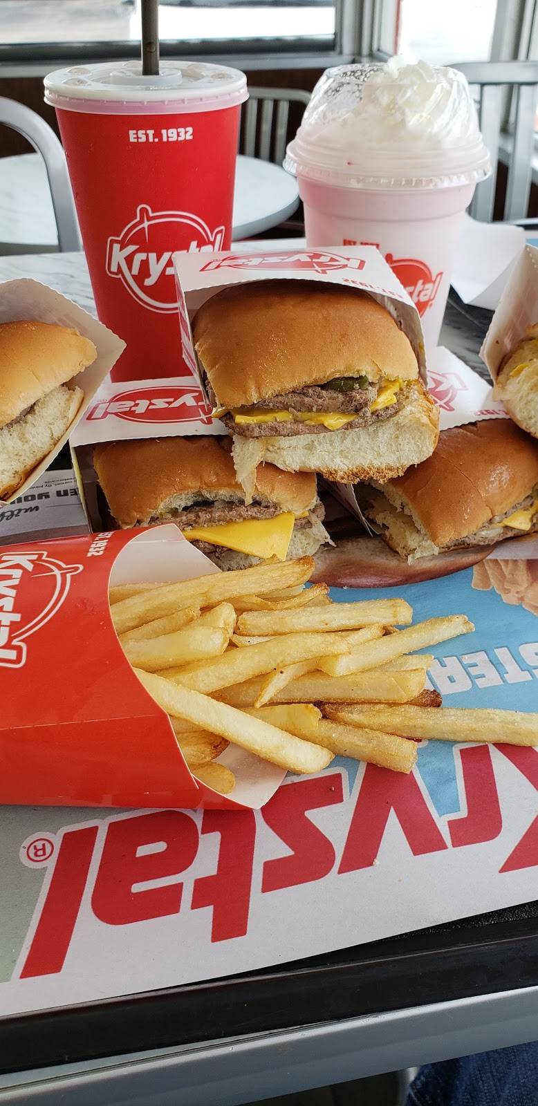 Krystal | restaurant | 6655 US Highway 17 92, Fern Park, FL 32730, USA | 4078346988 OR +1 407-834-6988