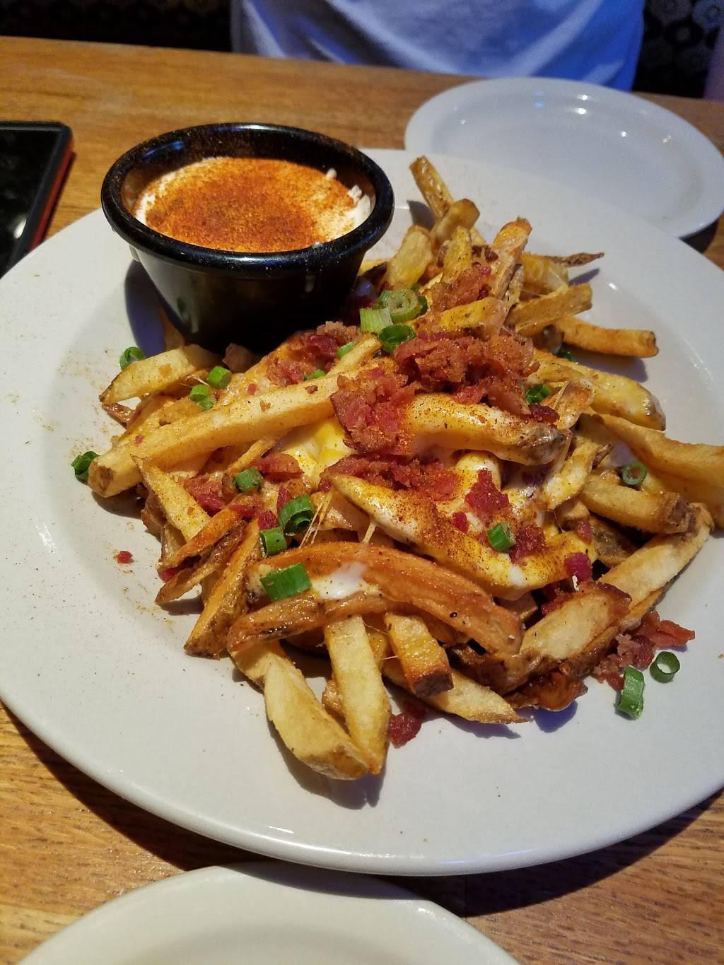 Raffertys | restaurant | 1865 Alysheba Way, Lexington, KY 40509, USA | 8592648900 OR +1 859-264-8900