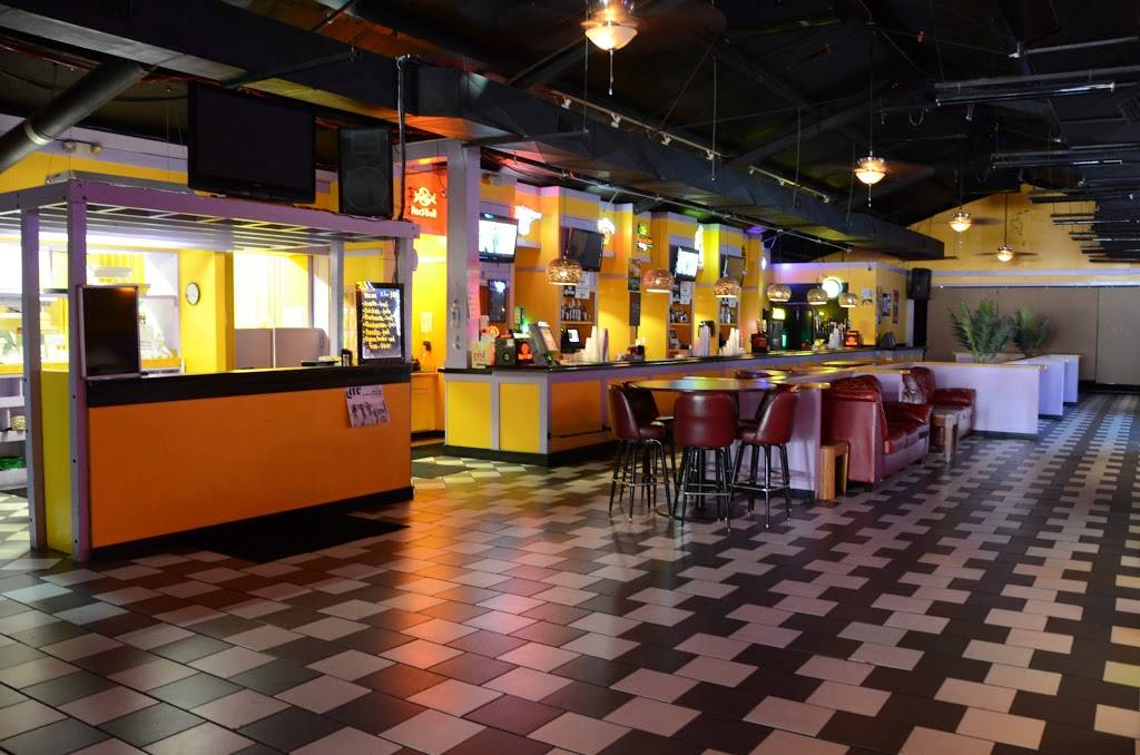 Coconut Beach | restaurant | 2787 S Floyd St, Louisville, KY 40209, USA | 5026342844 OR +1 502-634-2844