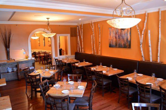 Bar Avalon | restaurant | 116 E Gay St, West Chester, PA 19380, USA | 6104364100 OR +1 610-436-4100