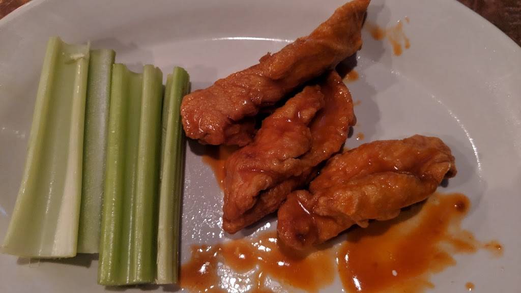 Heroes Pub | restaurant | 1 Riverview Ave, Annapolis, MD 21401, USA | 4105731996 OR +1 410-573-1996