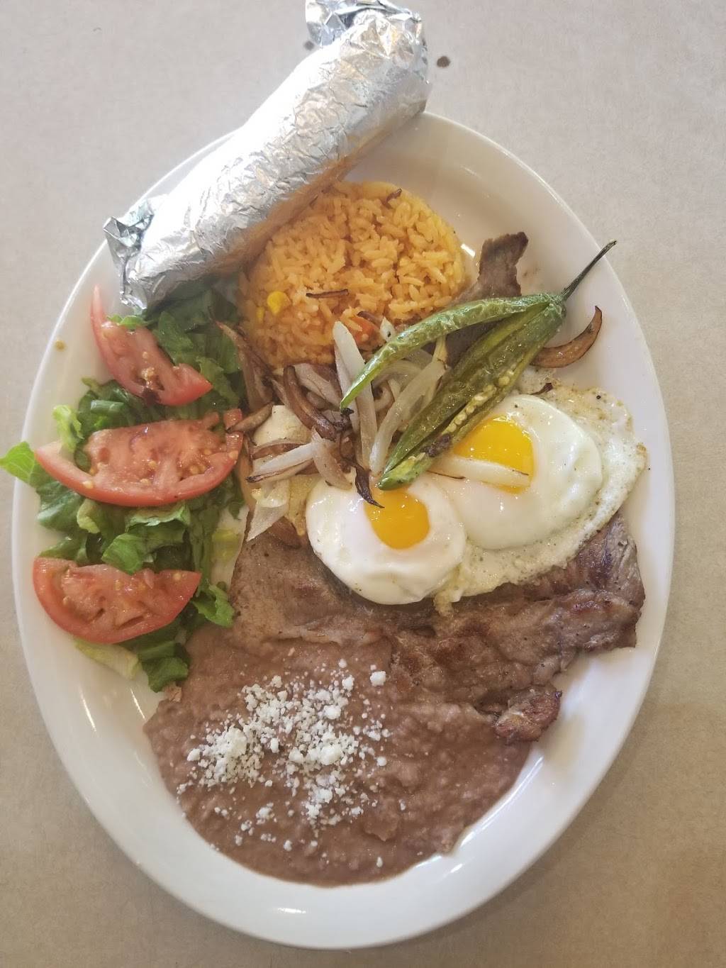 Plaza Latina | restaurant | 927 Payne Ave, St Paul, MN 55130, USA | 6517766300 OR +1 651-776-6300