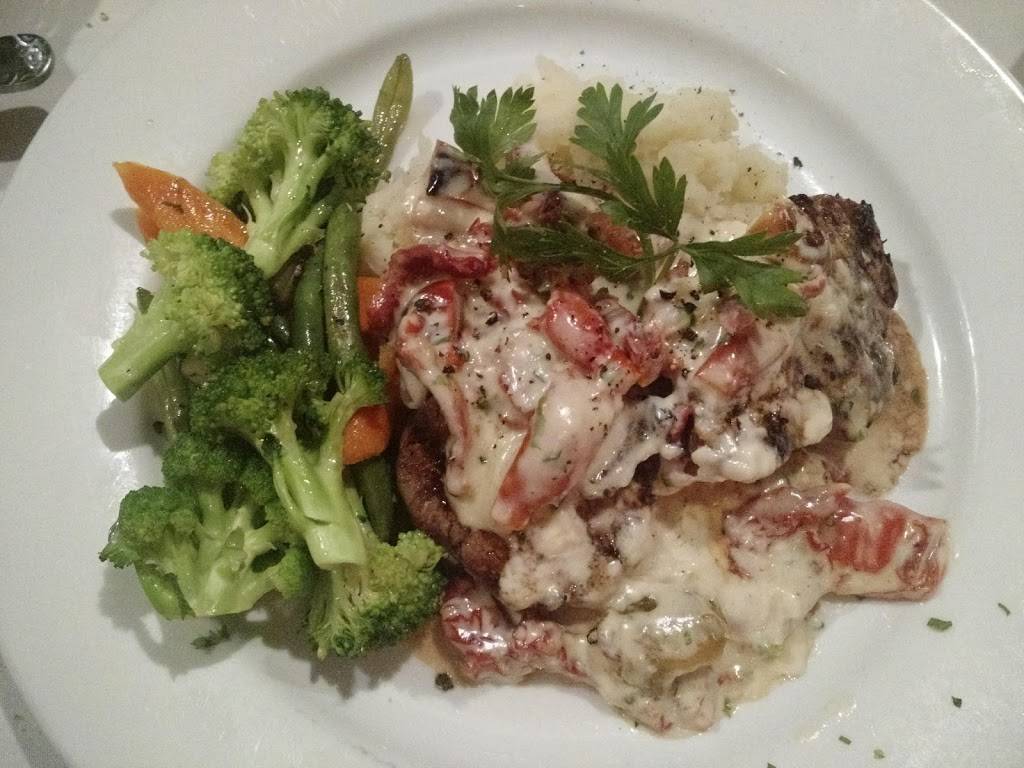 Wellington Restaurant | restaurant | 51 Huntington St, Shelton, CT 06484, USA | 2039290336 OR +1 203-929-0336