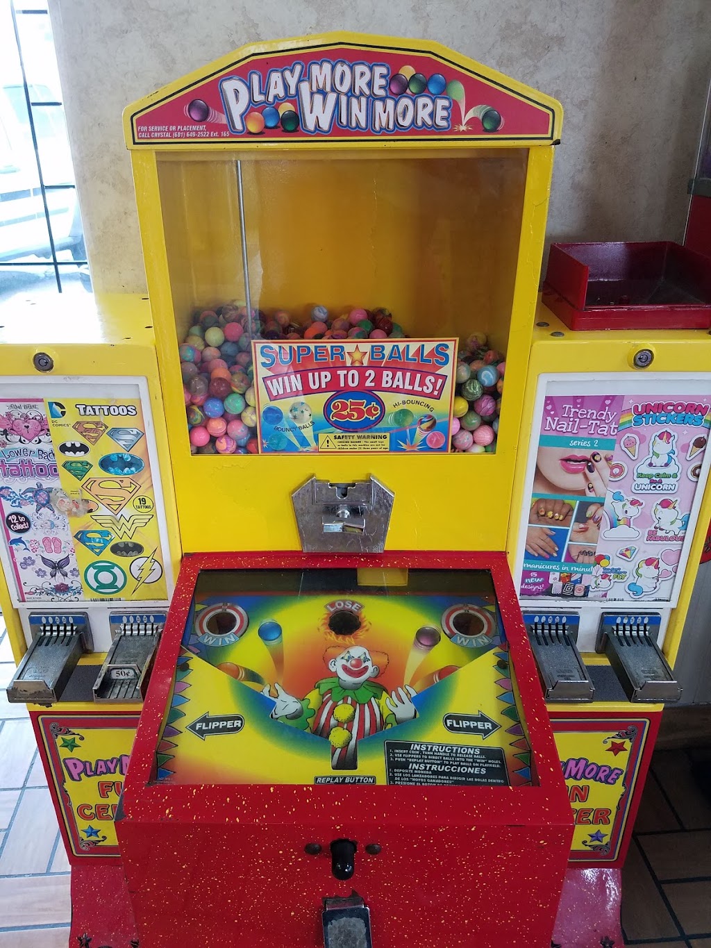 KFC | restaurant | 1923 Highway 82 East, Greenville, MS 38703, USA | 6623349551 OR +1 662-334-9551