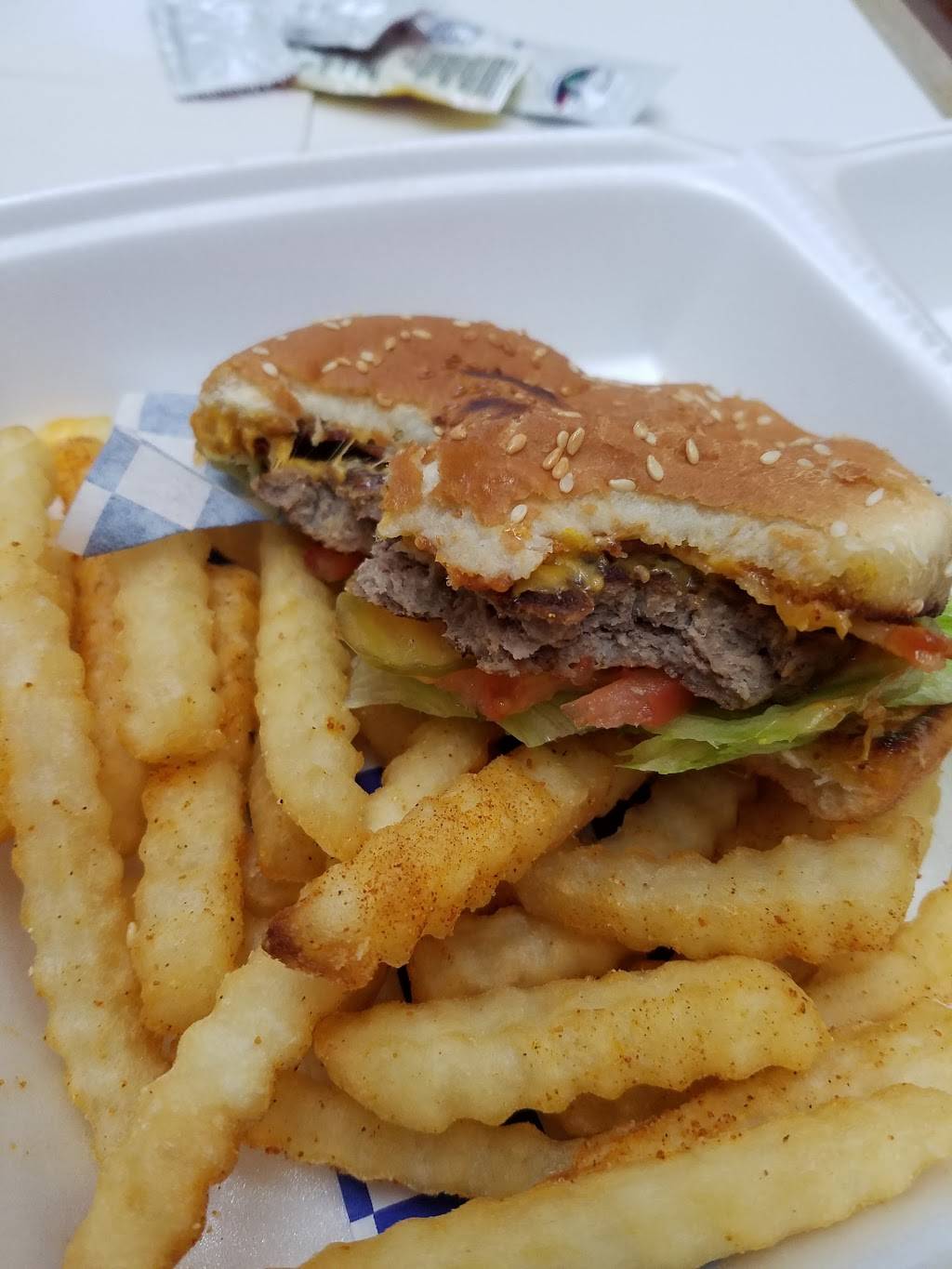 Ricos Diner | restaurant | 4522 Fredericksburg Rd, San Antonio, TX 78201, USA | 2109982500 OR +1 210-998-2500