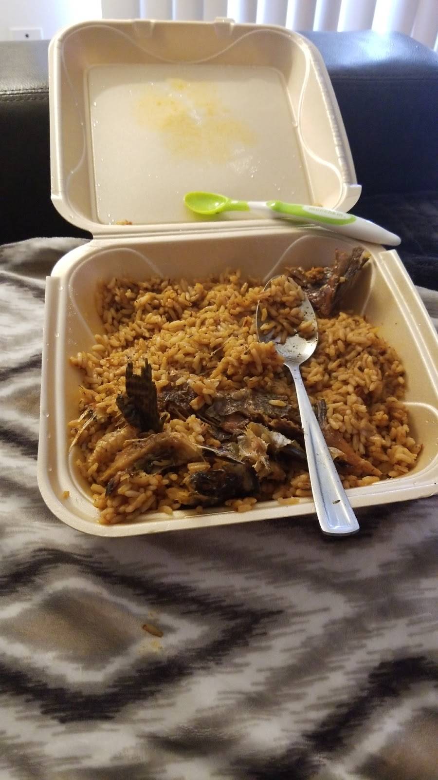 Nwannekas African & Soul Food | restaurant | 27532 Schoolcraft, Livonia, MI 48150, USA | 7347447777 OR +1 734-744-7777