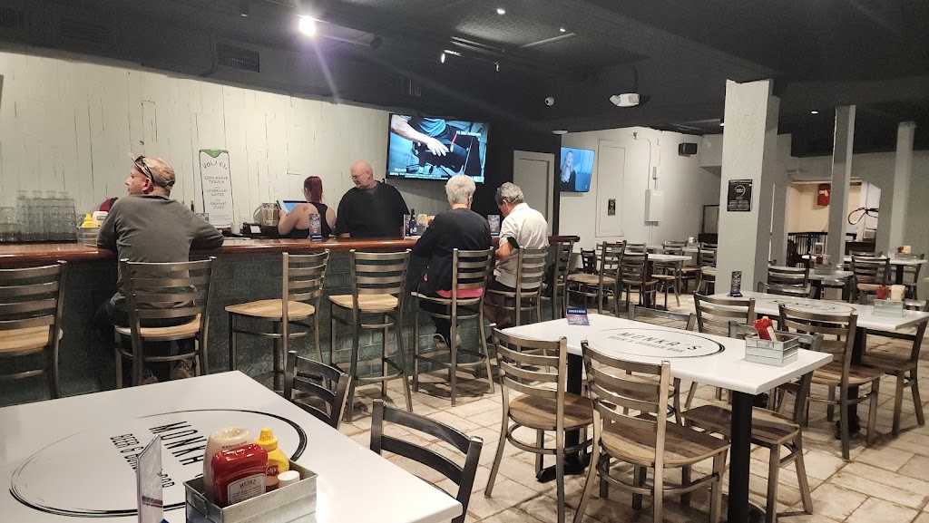 Monkas Beer and Burger Bar | restaurant | 921 Lake Ave, Lake Worth, FL 33460, USA | 5617202930 OR +1 561-720-2930