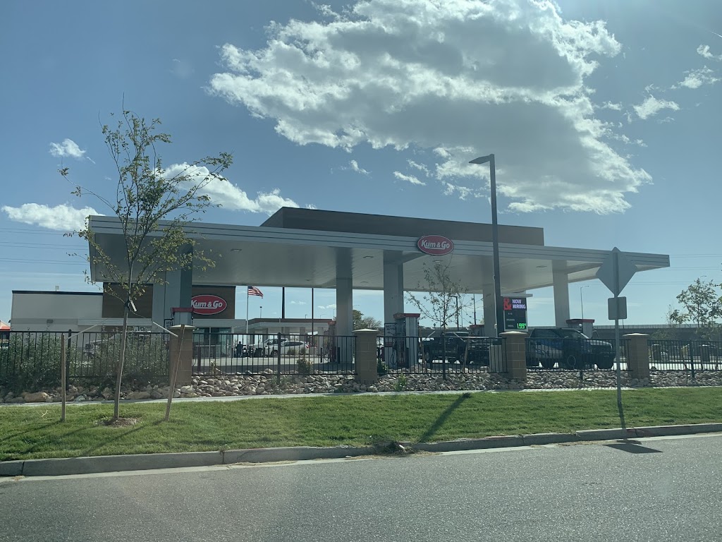 Kum & Go | meal takeaway | 450 S Santa Fe Dr, Denver, CO 80223, USA | 7207122066 OR +1 720-712-2066