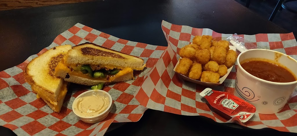 Cheesies Pub & Grub Wicker Park | restaurant | 1365 N Milwaukee Ave, Chicago, IL 60622, USA | 7736987227 OR +1 773-698-7227