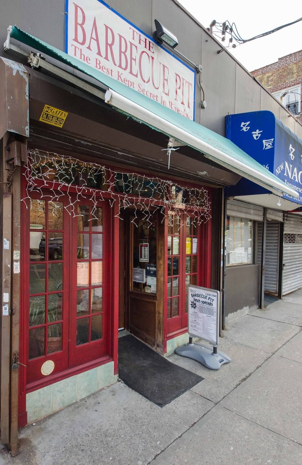 Barbecue Pit | restaurant | 2206, 5788 Mosholu Ave, Bronx, NY 10471, USA | 7186012400 OR +1 718-601-2400