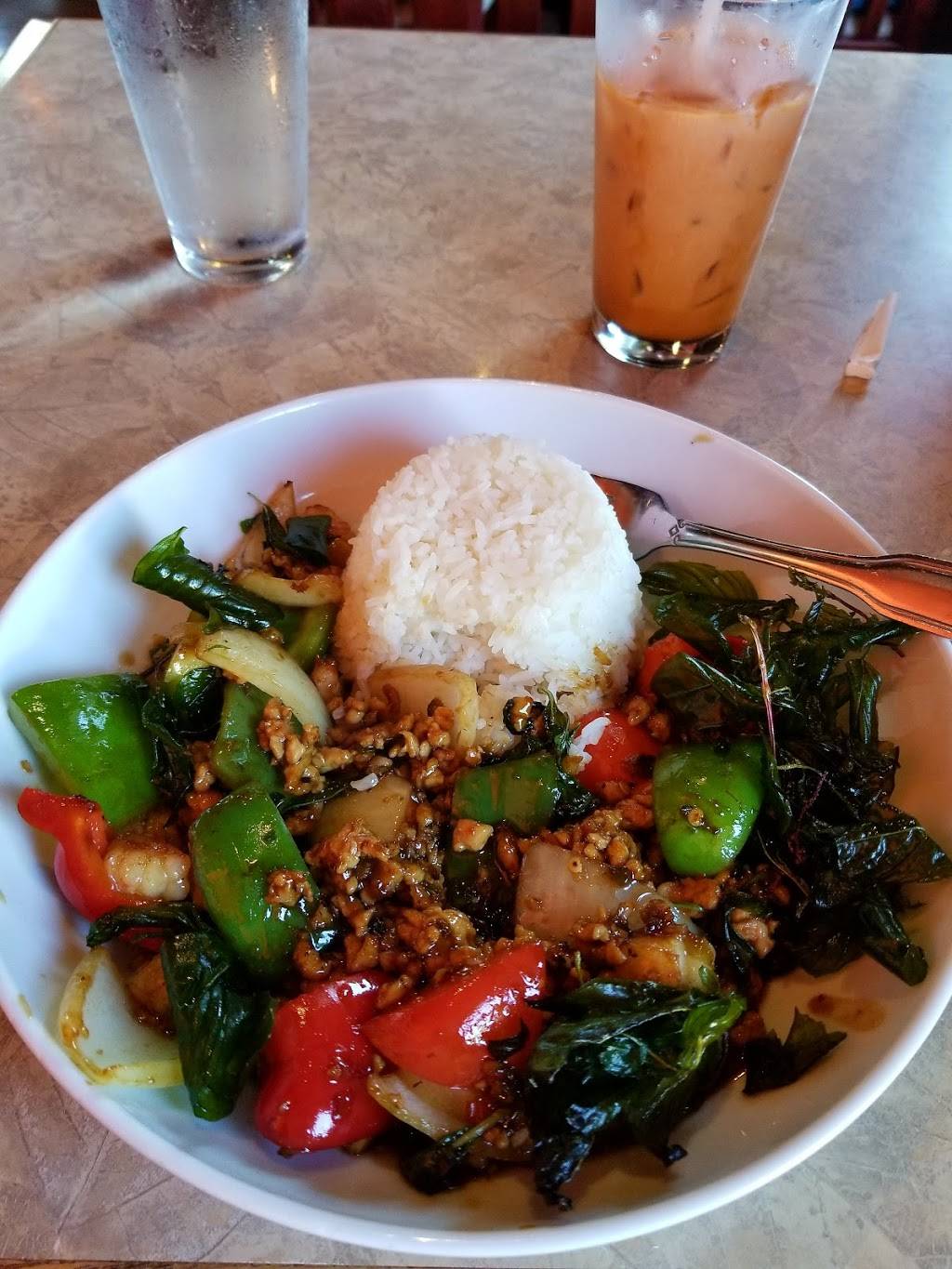 ChaBa Thai | restaurant | 5810 NE Sandy Blvd, Portland, OR 97213, USA | 5032823970 OR +1 503-282-3970