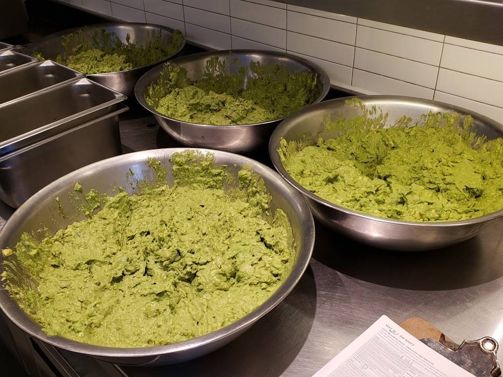 Chipotle Mexican Grill | restaurant | 195 Kennebec St, Portland, ME 04101, USA | 2077619711 OR +1 207-761-9711