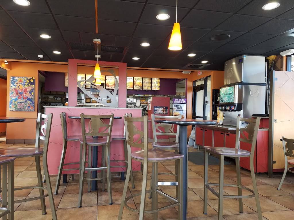 Taco Bell | meal takeaway | 120 N Rancho Santa Fe Rd, San Marcos, CA 92069, USA | 7605999736 OR +1 760-599-9736