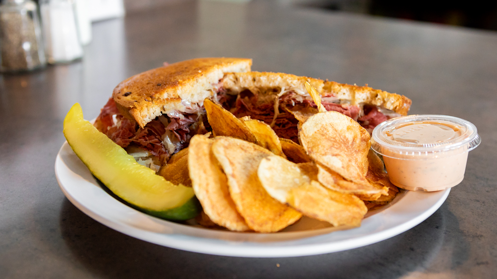 Washington Street Diner | restaurant | 4507, 8233 E Washington St, Chagrin Falls, OH 44023, USA | 4405430436 OR +1 440-543-0436