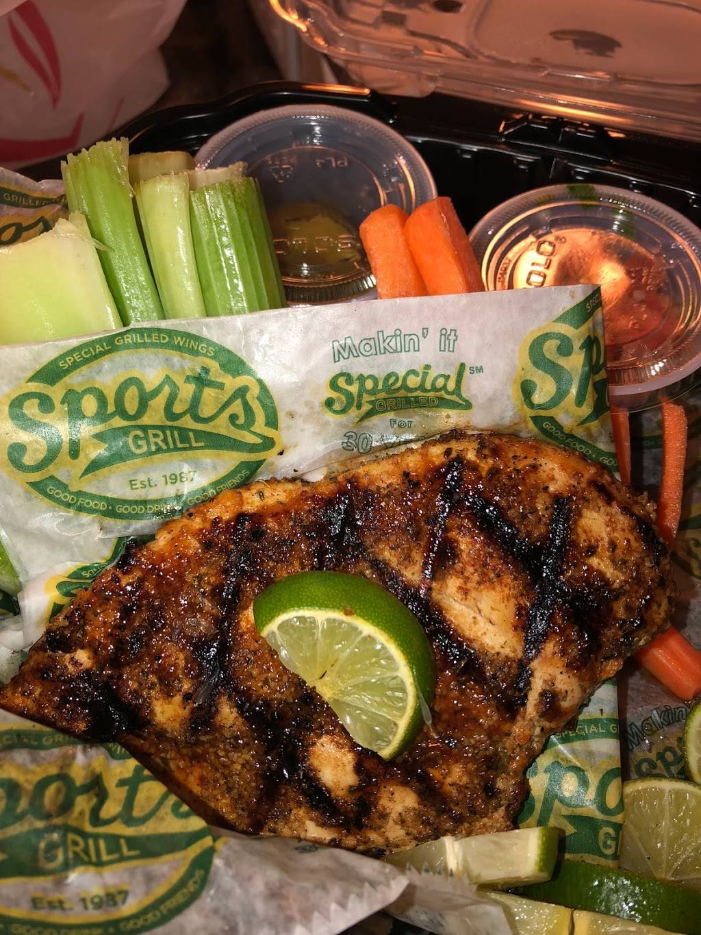 Sports Grill | restaurant | 11481 SW 40th St, Miami, FL 33165, USA | 3054858845 OR +1 305-485-8845