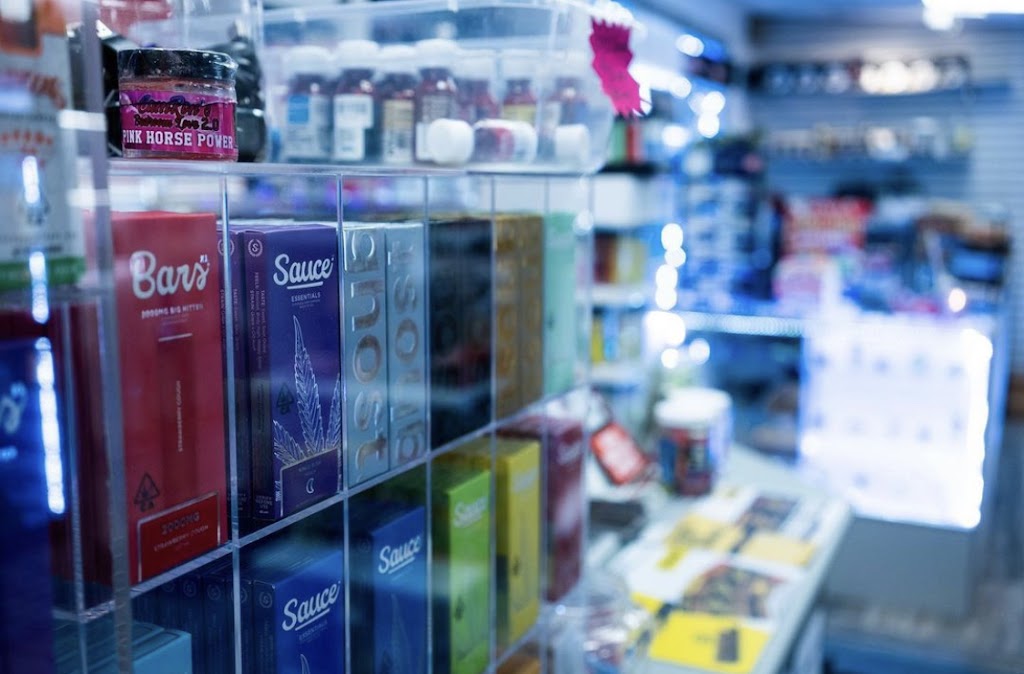 Shinnecock Indian Outpost | meal takeaway | 42 Montauk Hwy, Southampton, NY 11968, USA | 6312838047 OR +1 631-283-8047