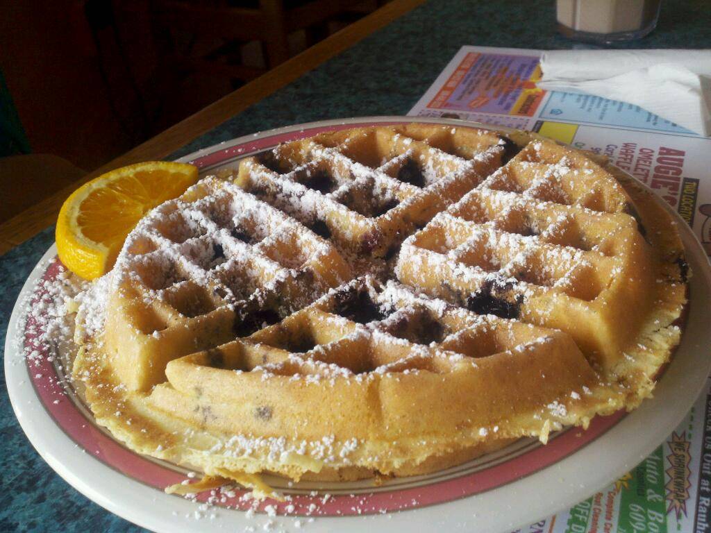 Beach House Grille | restaurant | 910 Ocean Ave, Ocean City, NJ 08226, USA | 6093994059 OR +1 609-399-4059