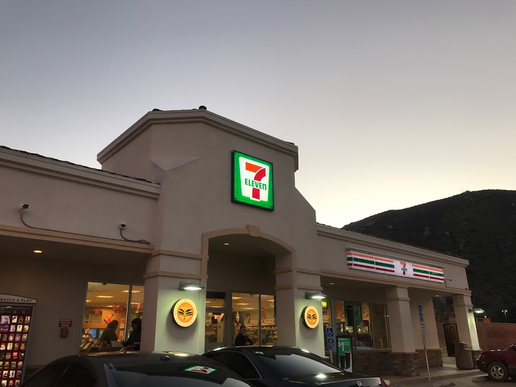 7-Eleven - Closed | bakery | 33740 Valley Center Rd, Valley Center, CA 92082, USA | 7607492562 OR +1 760-749-2562