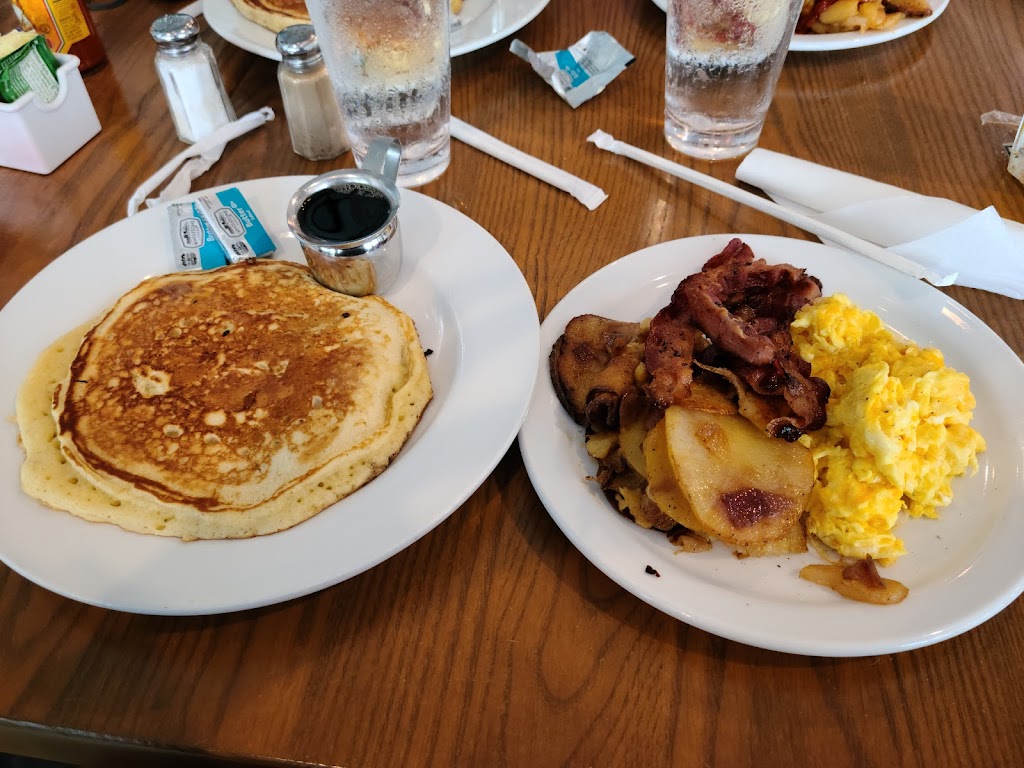 Front Porch Cafe | restaurant | 1458 Ocean Dr, Miami Beach, FL 33139, USA | 3055318300 OR +1 305-531-8300