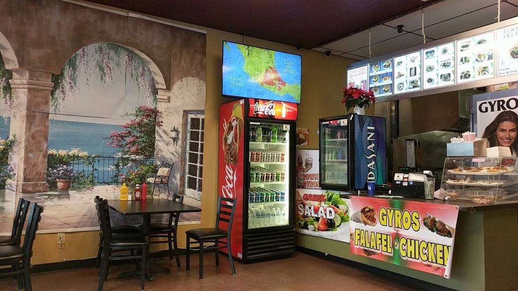 Town Gyro and Burger | restaurant | 1427 Ave D, Snohomish, WA 98290, USA | 3602177826 OR +1 360-217-7826