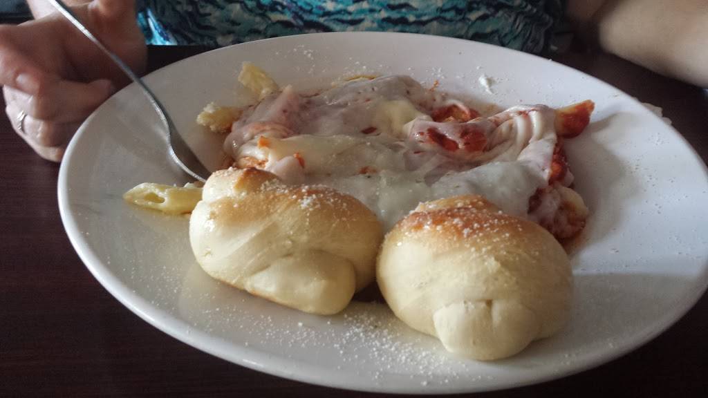 Kinseys Italian Cafe | meal takeaway | 6383 W Broadway, McCordsville, IN 46055, USA | 3173361300 OR +1 317-336-1300