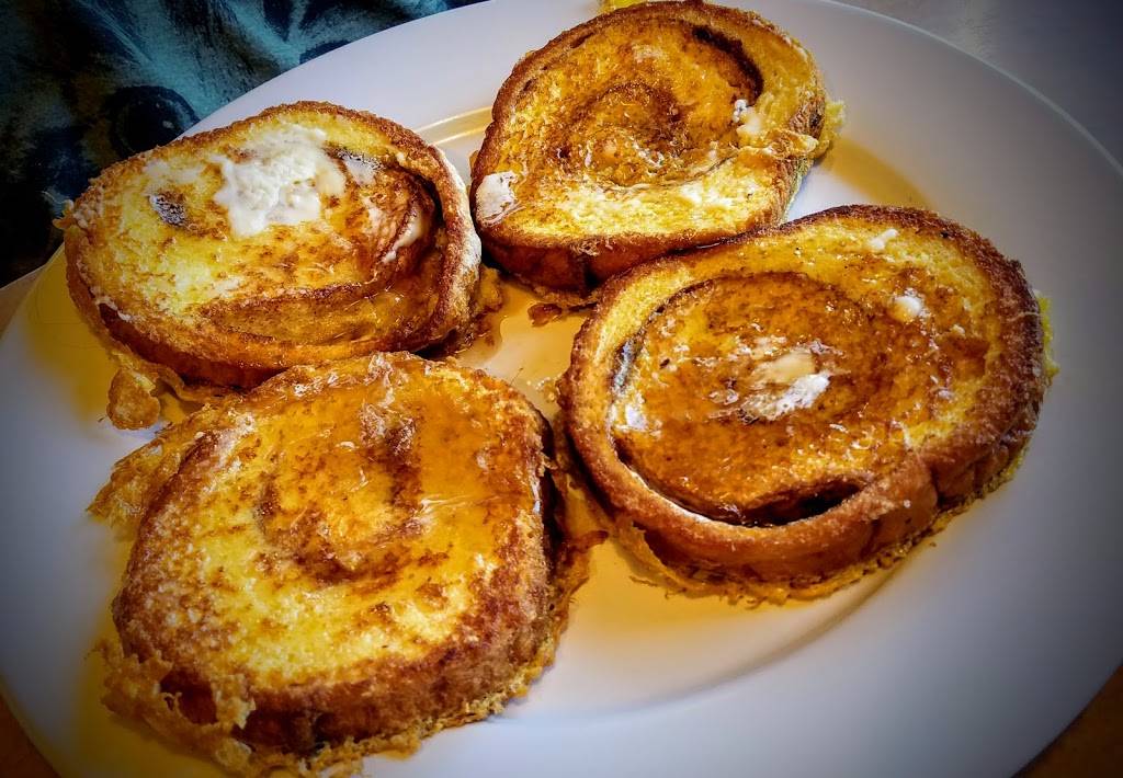 Family Square Restaurant | meal takeaway | 372 S Bolingbrook Dr, Bolingbrook, IL 60440, USA | 6307397191 OR +1 630-739-7191