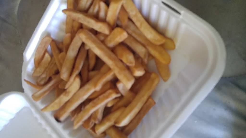 Ginos Pizza & Spaghetti | restaurant | 472 Division St, Kingston, ON K7K 4B1, Canada | 6135424444 OR +1 613-542-4444
