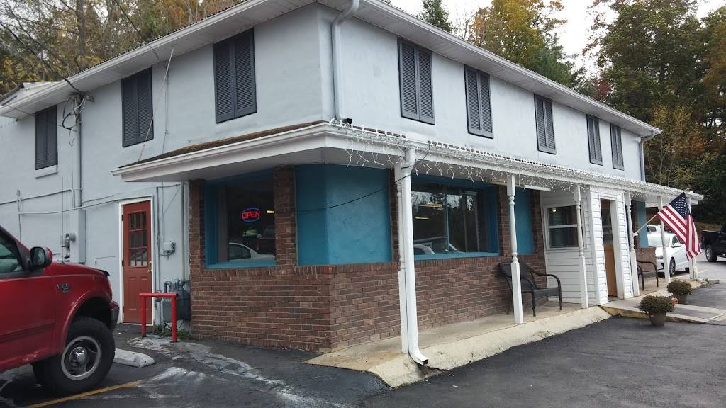 Tommys Family Restaurant | restaurant | 247 N Main St, Weaverville, NC 28787, USA | 8286583221 OR +1 828-658-3221