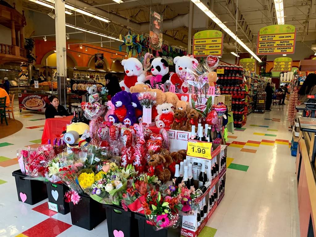 Cardenas Markets | bakery | 1731 E Bayshore Rd, East Palo Alto, CA 94303, USA | 6502482171 OR +1 650-248-2171