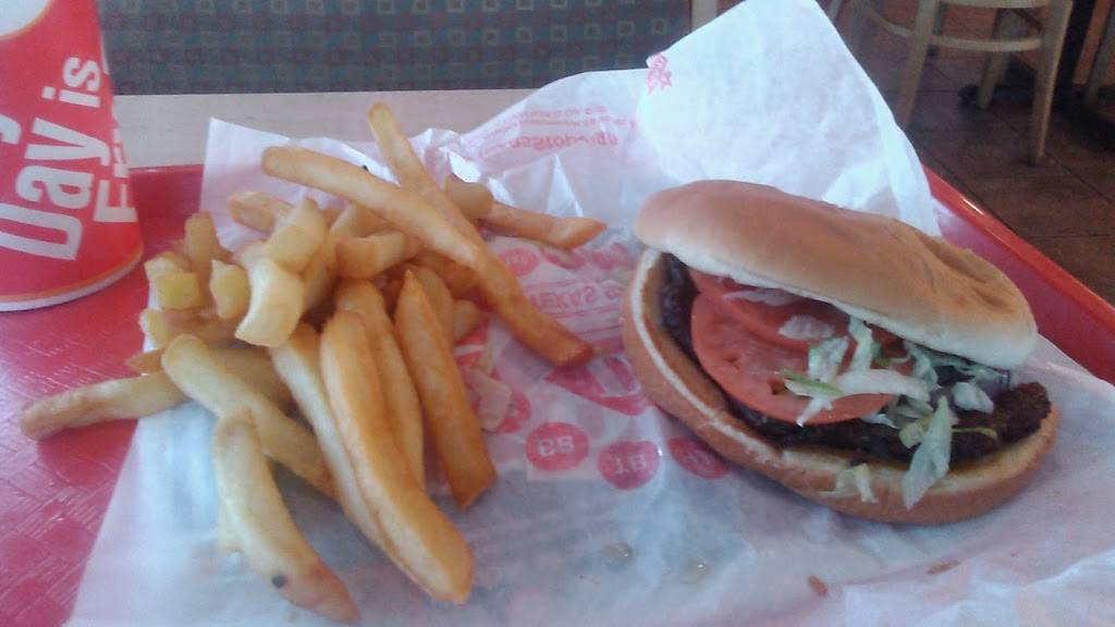 Dairy Queen Store | restaurant | 370 Landa St, New Braunfels, TX 78130, USA | 8306252392 OR +1 830-625-2392