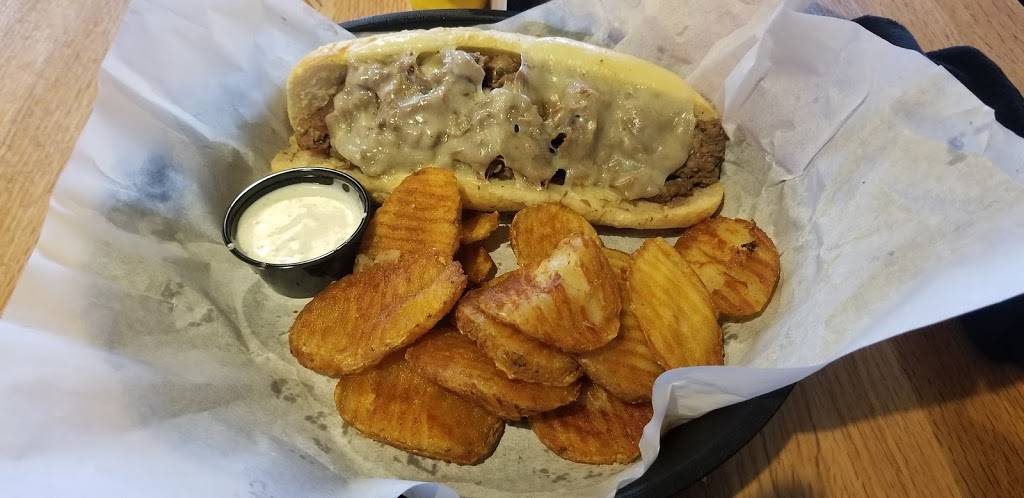 Yogis Bar & Grill | restaurant | 302 N Walnut St, Bloomington, IN 47404, USA | 8128223591 OR +1 812-822-3591