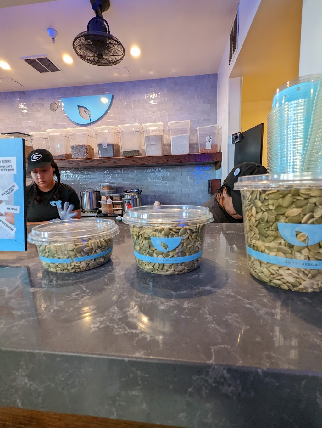 Blue Bowl Superfoods | restaurant | 152 N Glassell St, Orange, CA 92866, USA | 6572819089 OR +1 657-281-9089