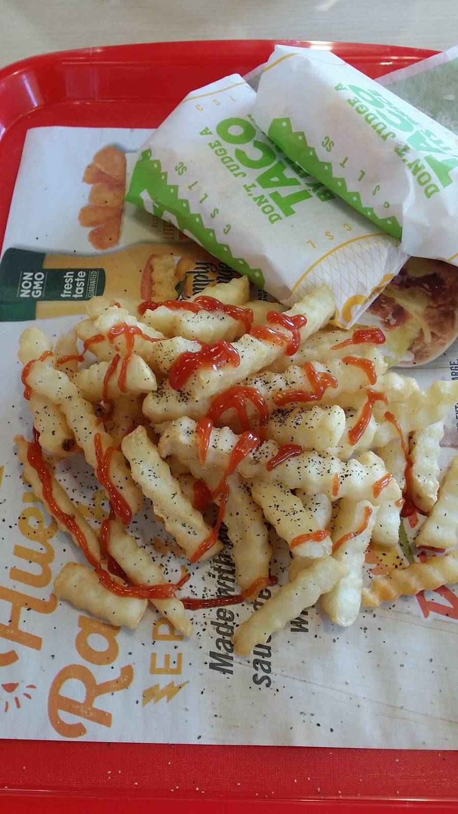 Del Taco | meal takeaway | 28055 Scott Rd, Murrieta, CA 92563, USA | 9513017111 OR +1 951-301-7111