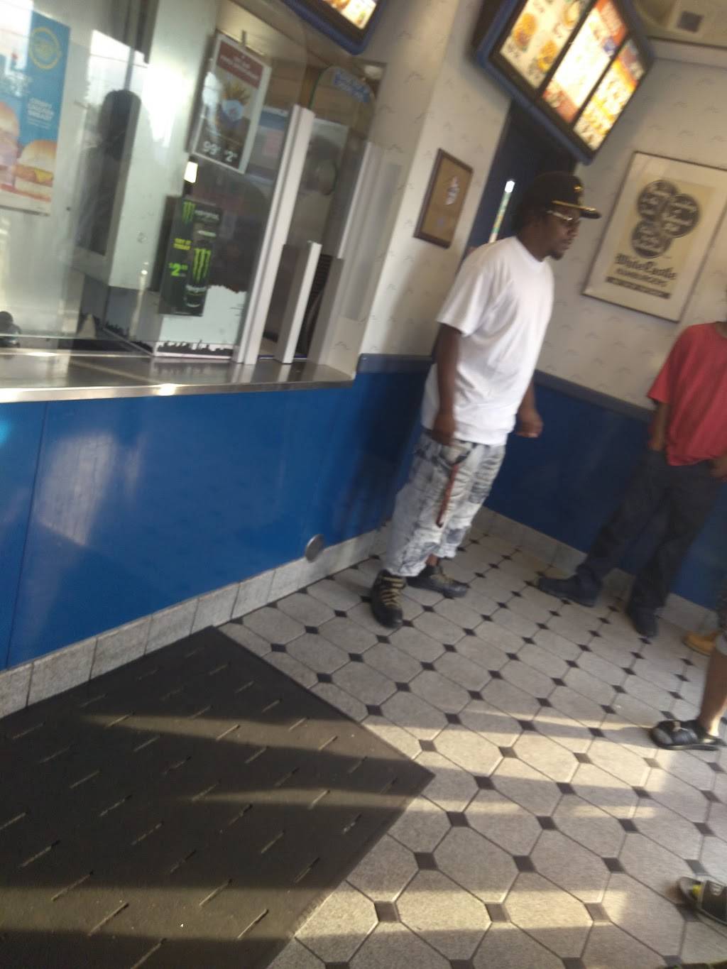 White Castle | restaurant | 10500 Gratiot Ave, Detroit, MI 48213, USA | 3135799093 OR +1 313-579-9093