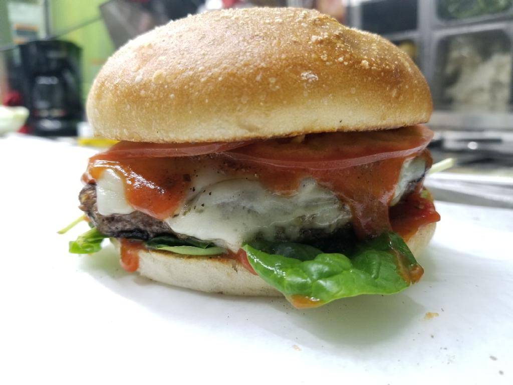 Sassys Specialty Sandwiches | restaurant | 233 S 4th St, Brooklyn, NY 11211, USA | 7183847515 OR +1 718-384-7515