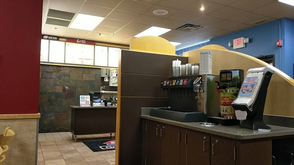 Dairy Queen Grill & Chill | restaurant | 704 E Veterans Pkwy, Yorkville, IL 60560, USA | 6305538455 OR +1 630-553-8455