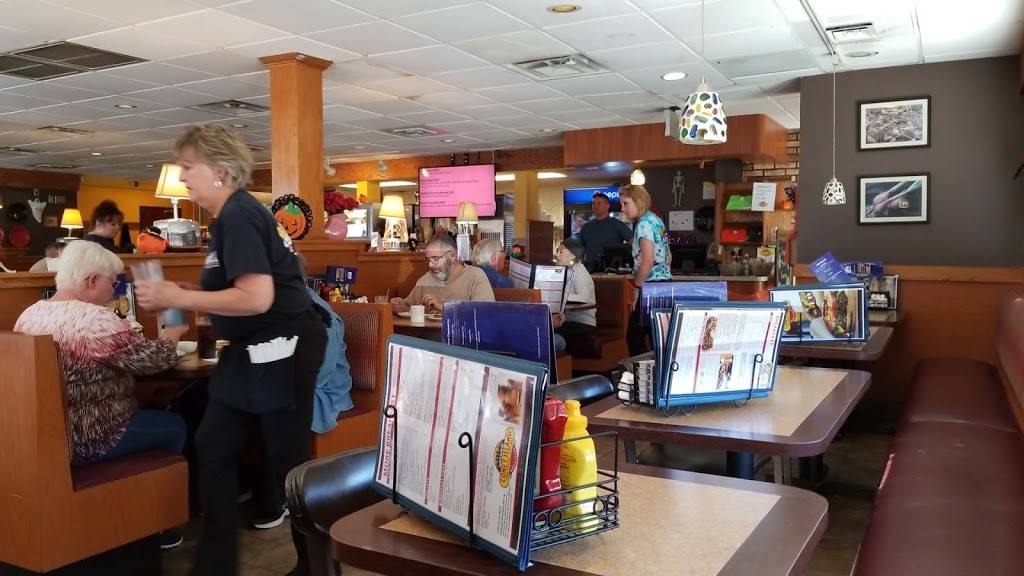 Uptown Coney Island | restaurant | 1555 S Main St, Chelsea, MI 48118, USA | 7344331012 OR +1 734-433-1012