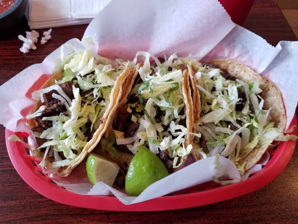 Taqueria Parrilla Azteca | restaurant | 1350 E Chicago St #29, Elgin, IL 60120, USA | 8476222208 OR +1 847-622-2208