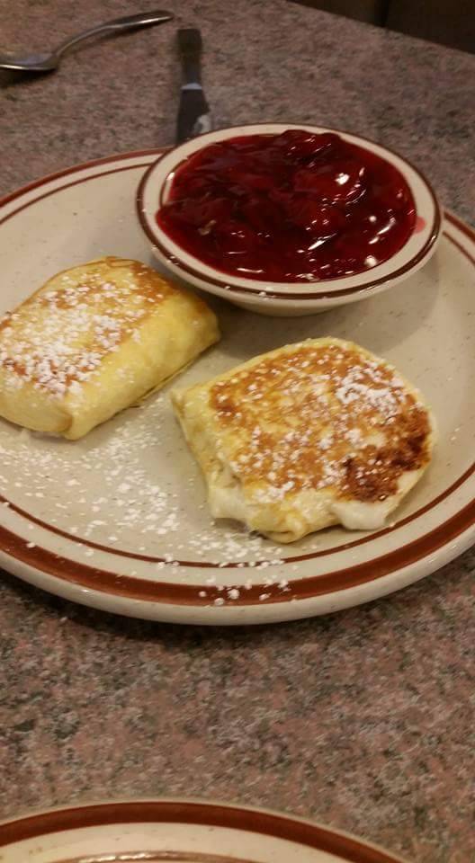 Emilys Family Restaurant | restaurant | 2609 US-19 ALT, Crystal Beach, FL 34681, USA | 7277867407 OR +1 727-786-7407