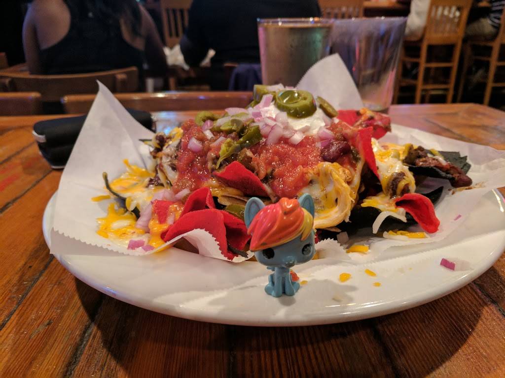 Maxs Taphouse | restaurant | 737 S Broadway, Baltimore, MD 21231, USA | 4106756297 OR +1 410-675-6297