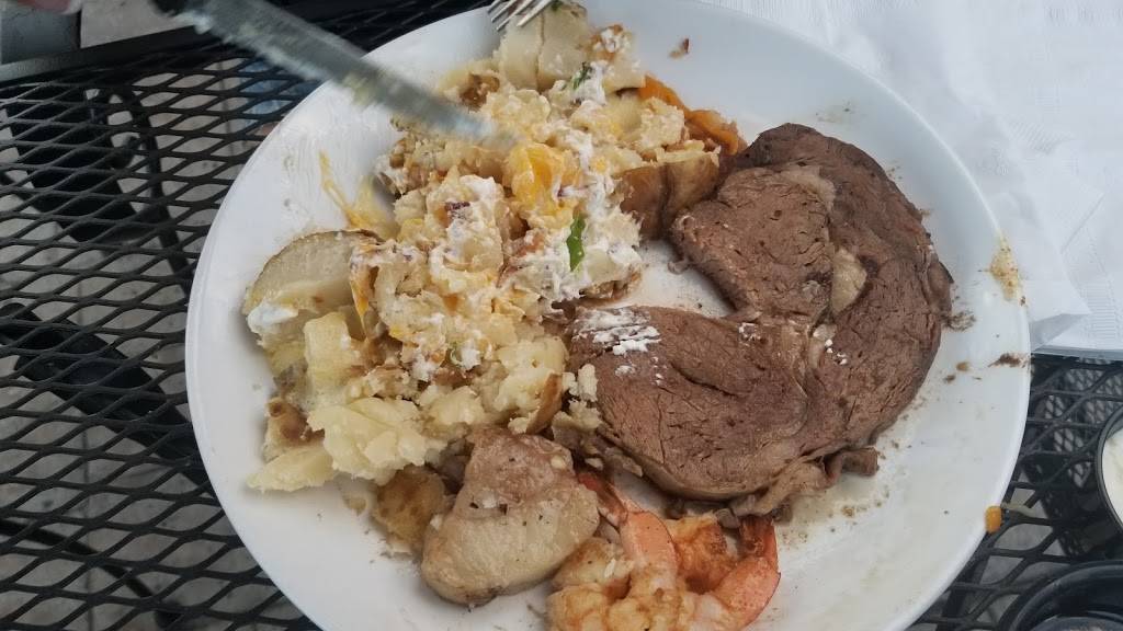 Gators Pub & Eatery | restaurant | 11475 SW Pacific Hwy, Tigard, OR 97223, USA | 5032930356 OR +1 503-293-0356