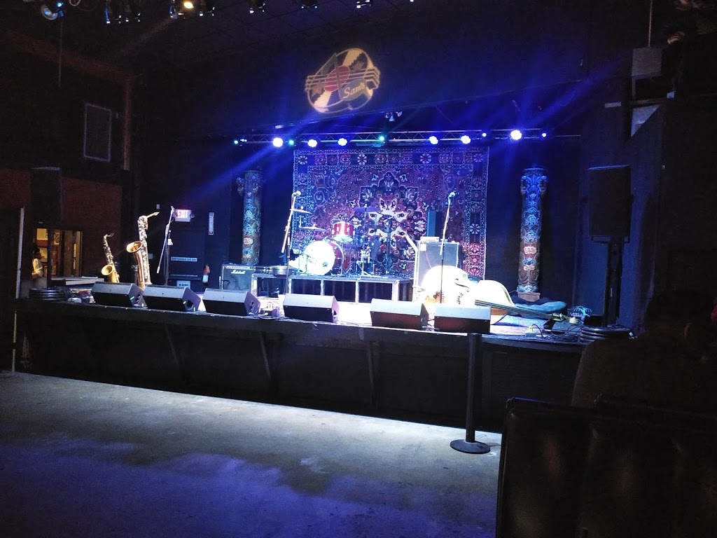 Sams Burger Joint | restaurant | 330 E Grayson St, San Antonio, TX 78215, USA | 2102232830 OR +1 210-223-2830