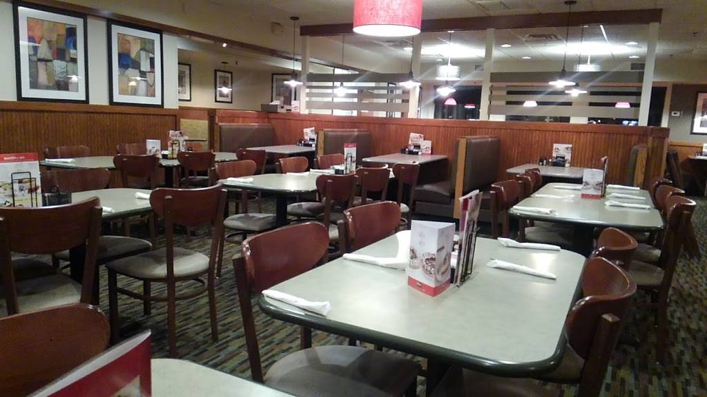 Perkins Restaurant & Bakery | restaurant | 7451 W Irlo Bronson Memorial Hwy, Kissimmee, FL 34747, USA | 4073960845 OR +1 407-396-0845