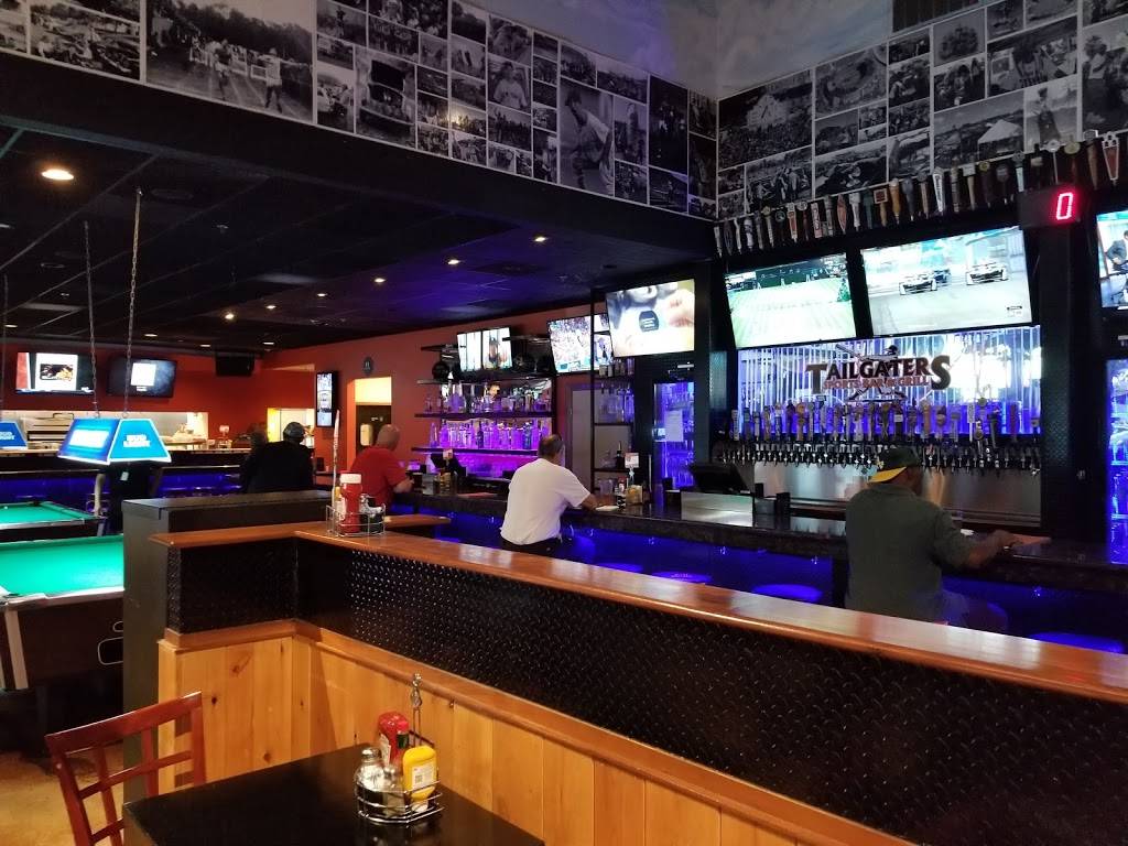 Tailgaters Sports Bar & Grill | restaurant | 4605 Golf Course Rd, Antioch, CA 94531, USA | 9257542277 OR +1 925-754-2277