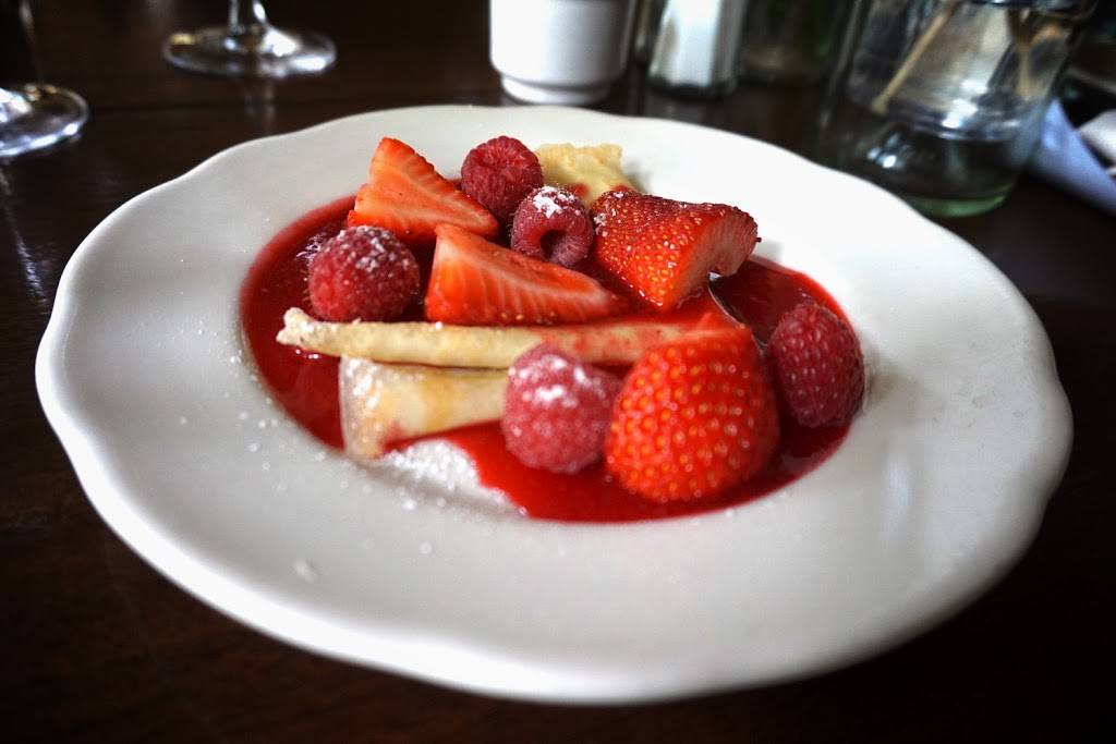 Grand Finale Restaurant | restaurant | 3 E Sharon Rd, Glendale, OH 45246, USA | 5137715925 OR +1 513-771-5925