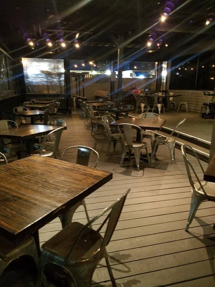 Del Vista Local Bar And Grill | restaurant | 6565 Del Monte Dr, Houston, TX 77057, USA | 7137509259 OR +1 713-750-9259