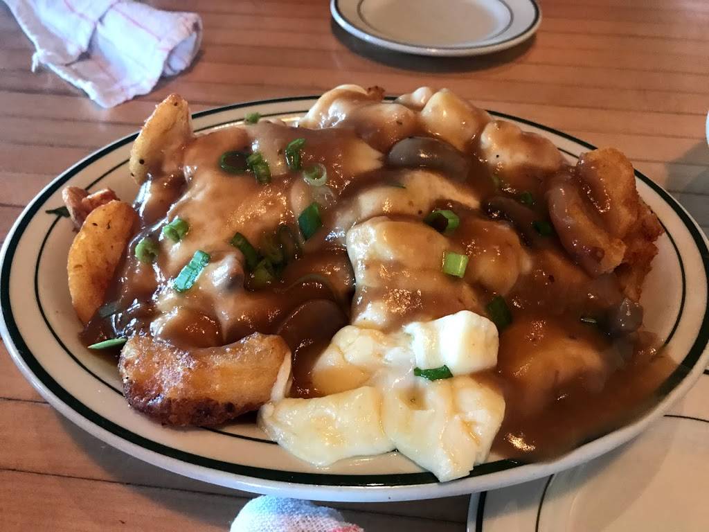 Mikes Sportsbook & Meat Bar | restaurant | 707 56th St, Kenosha, WI 53140, USA | 2626582278 OR +1 262-658-2278