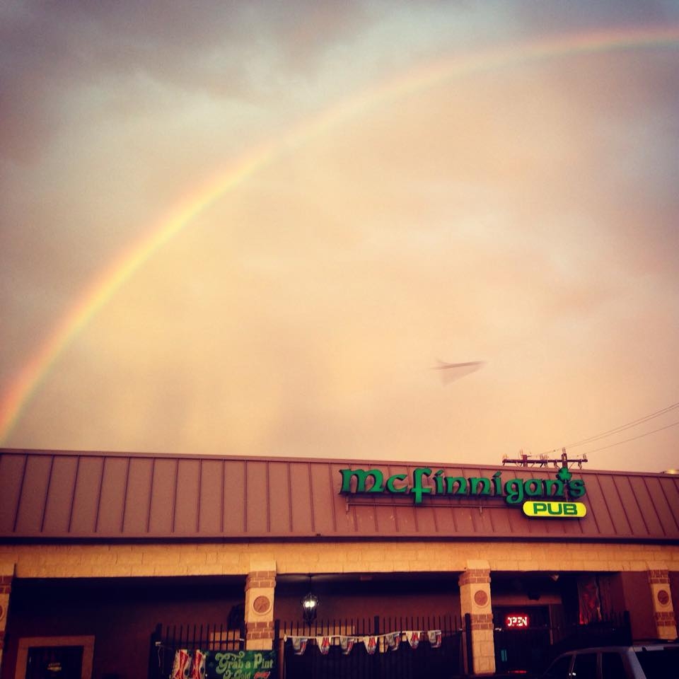McFinnigans Pub | restaurant | 7210 Blanco Rd, San Antonio, TX 78216, USA | 2103144194 OR +1 210-314-4194