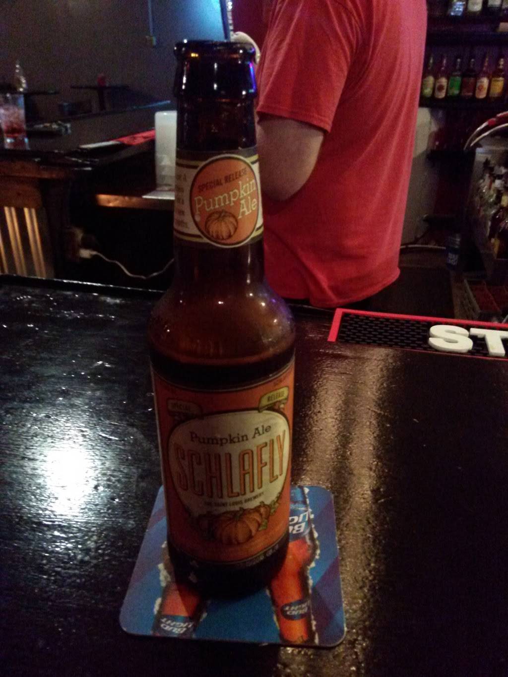 Leos Pub & Grill | restaurant | 2198 1st Capitol Dr, St Charles, MO 63301, USA | 6367573566 OR +1 636-757-3566