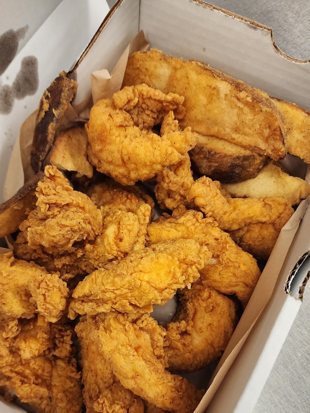 A&Es Pizzeria | restaurant | 127 Prospect Ave S, Hartville, OH 44632, USA | 3308772750 OR +1 330-877-2750